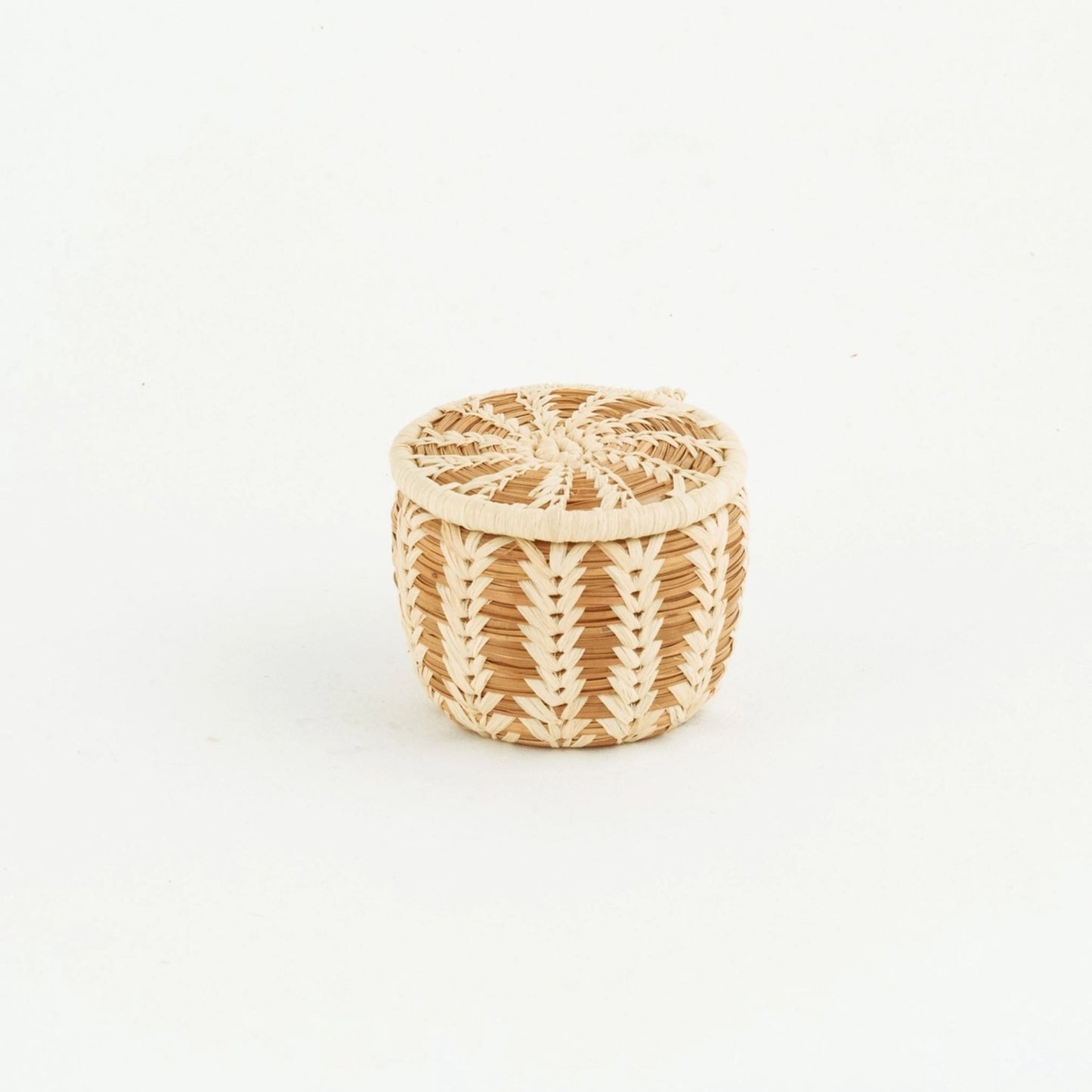 Miniature Pine Needle Basket with Lid