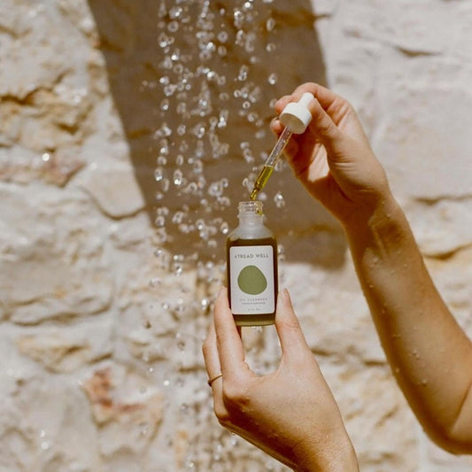 & Tread Well Oil Cleanser