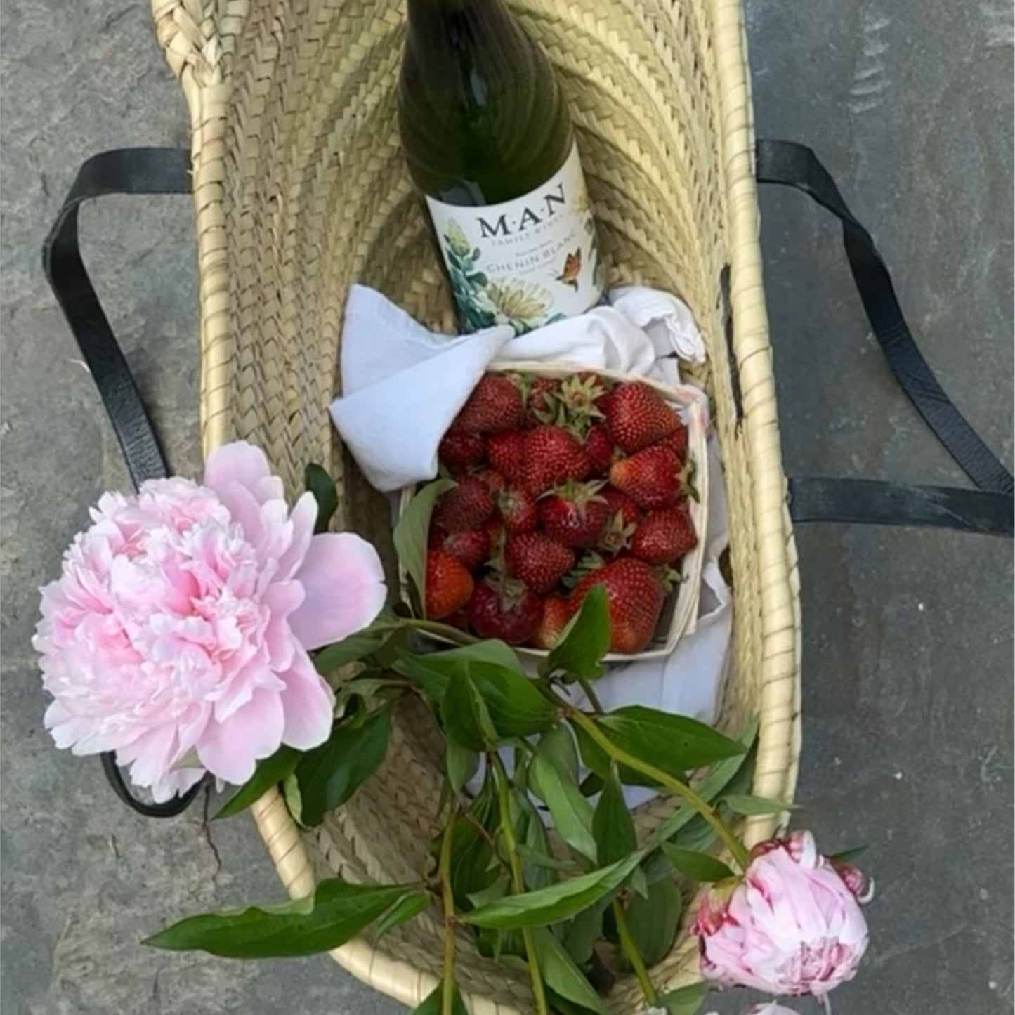 Dahlia Tote Basket
