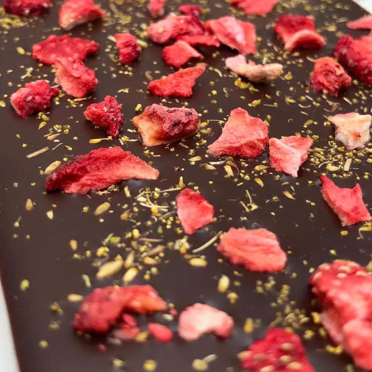 Organic Chocolate Bar w/ Fennel Pollen & Strawberries