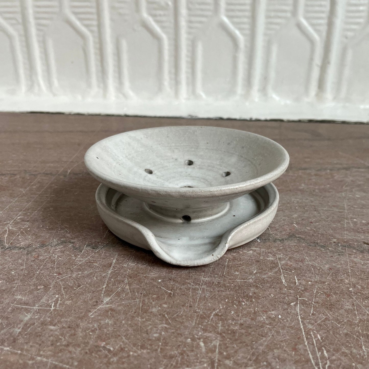 Draining Ceramic Soap Dish