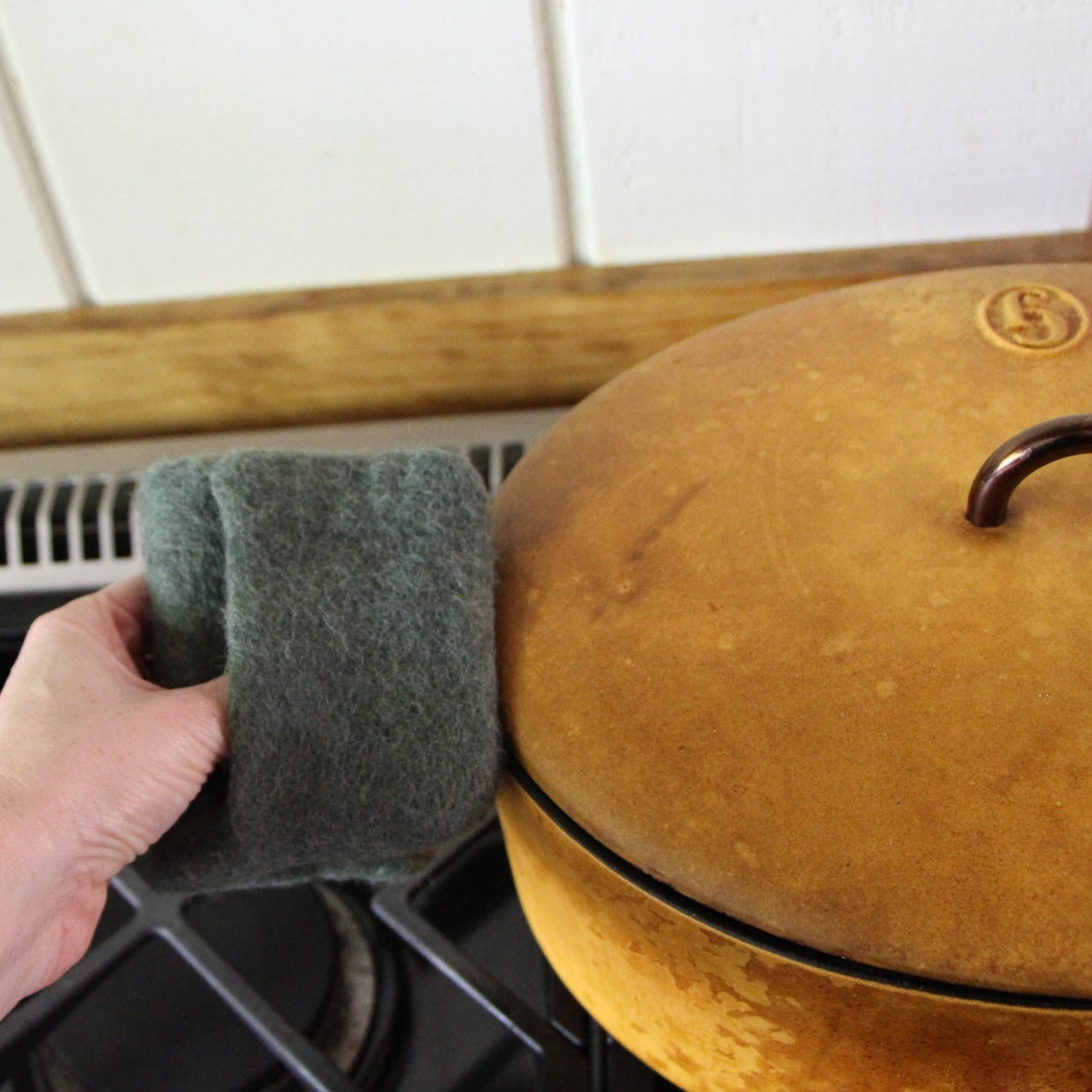 Wool Pot Holder with Pockets
