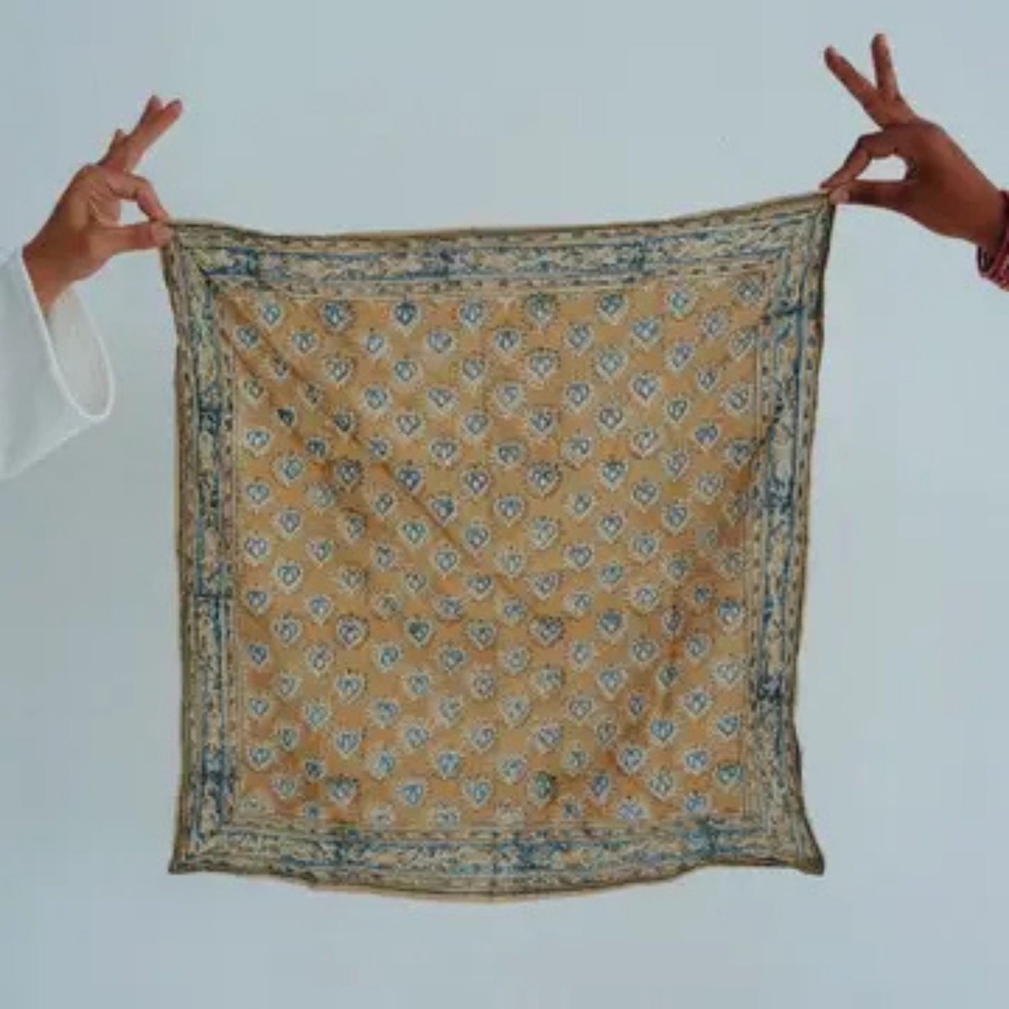 Diya Mustard Pattern Kalamkari Cotton Bandana