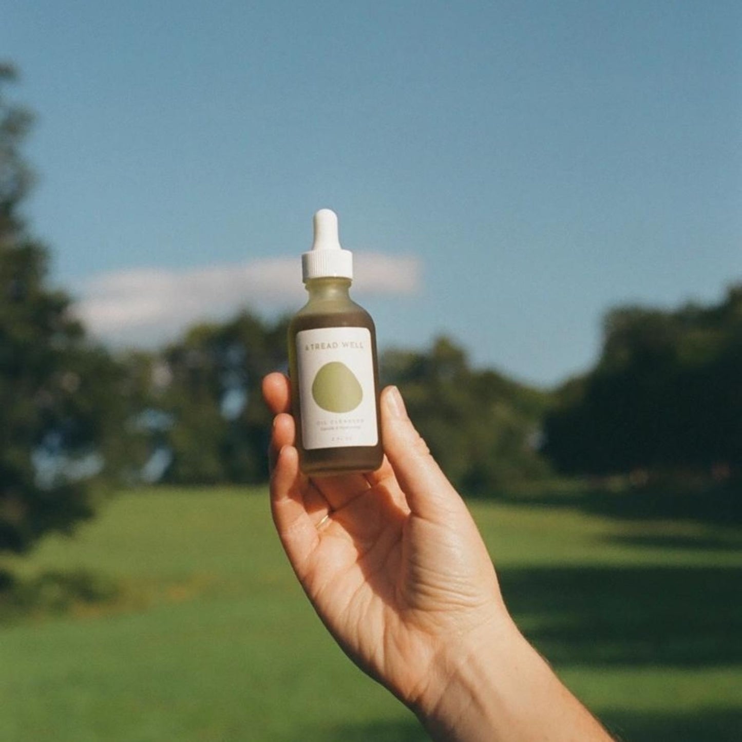 & Tread Well Oil Cleanser