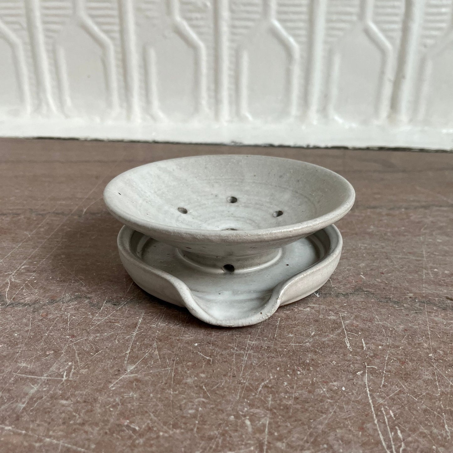 Draining Ceramic Soap Dish