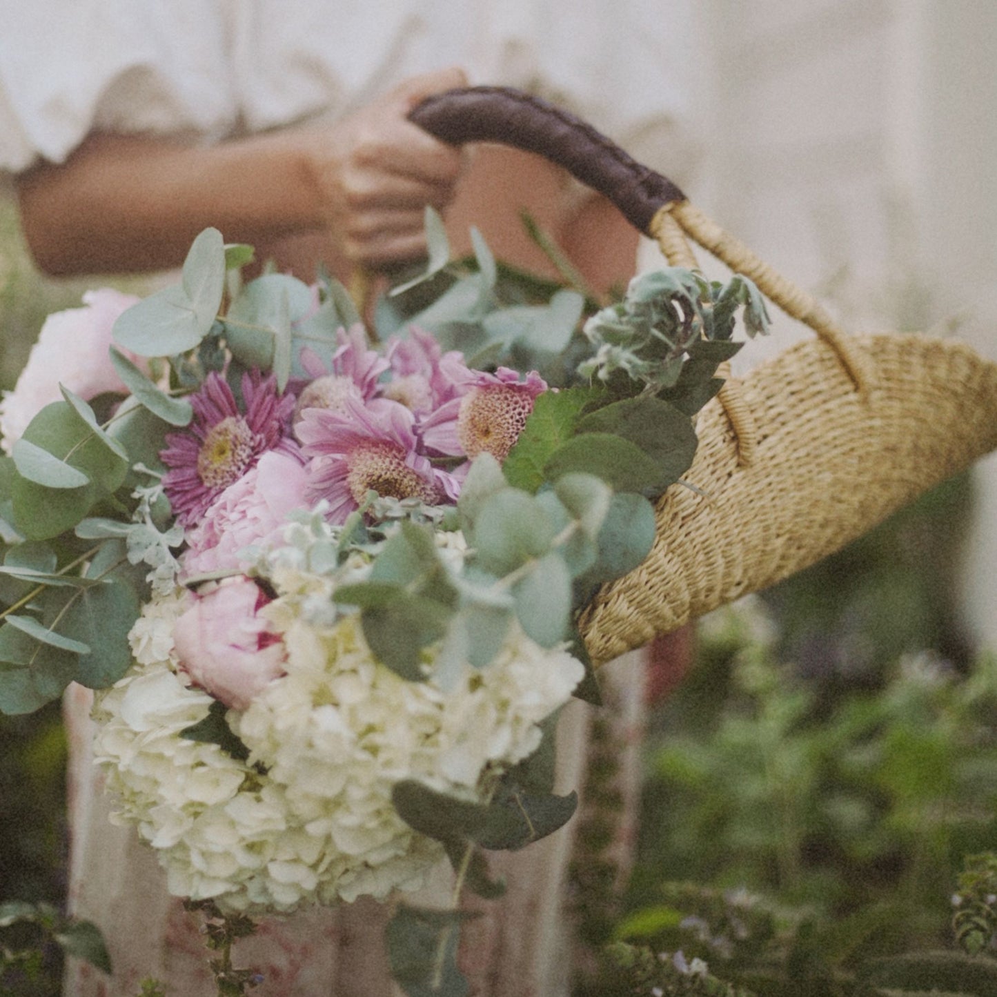Bolga Flower Basket with Leather Handle