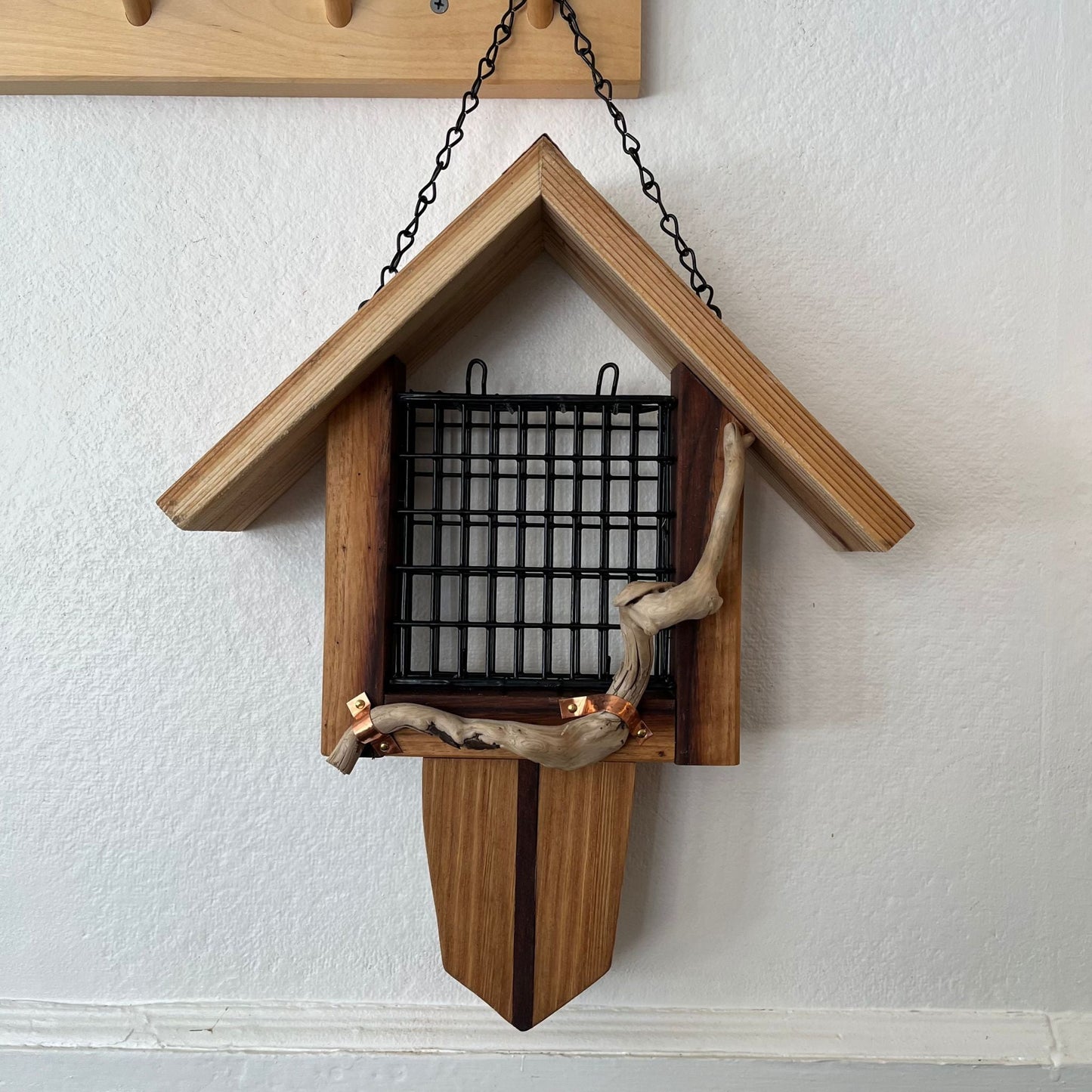 Suet Cake Bird Feeder Lacewood