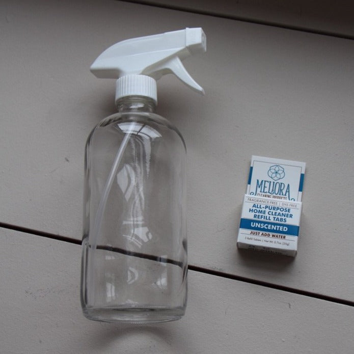 Refillable 16-ounce clear glass spray bottle 