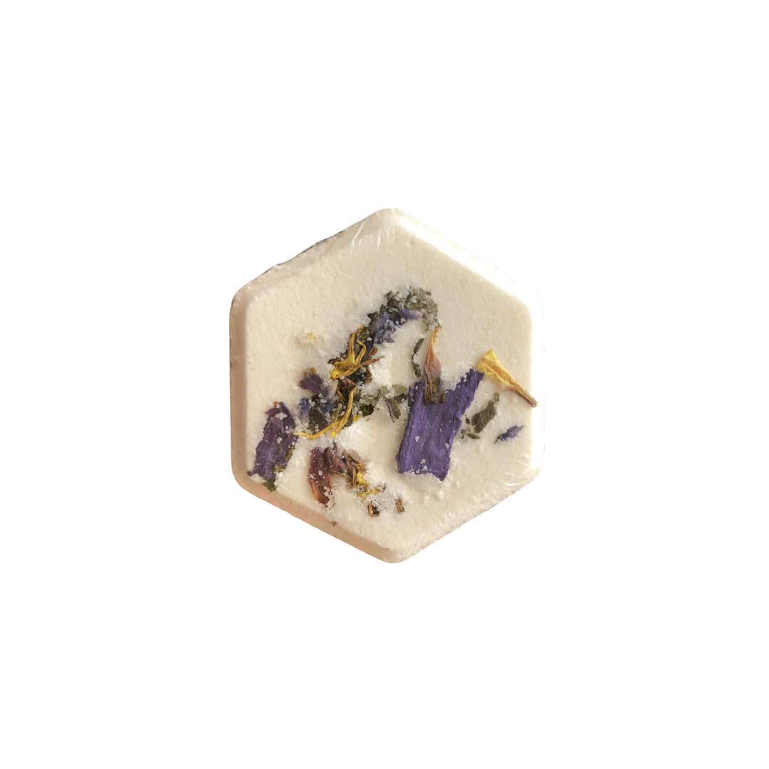 Bath bomb made of milk, honey, butters and pure essential oils for a gentle restorative sleep